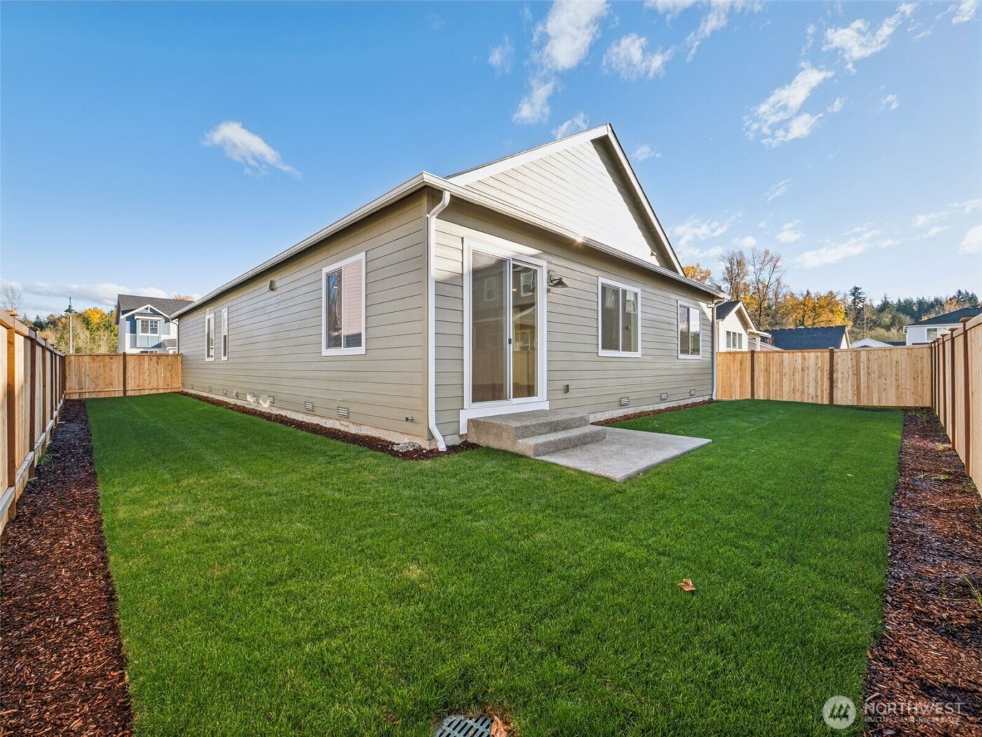 749 S Davis Street #104, Buckley, WA 98321