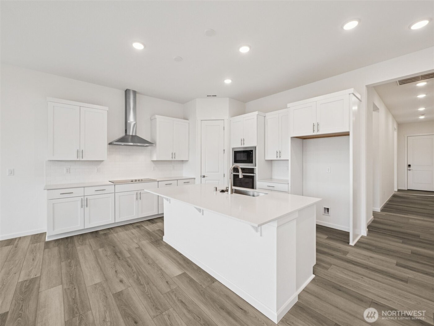 749 S Davis Street #104, Buckley, WA 98321