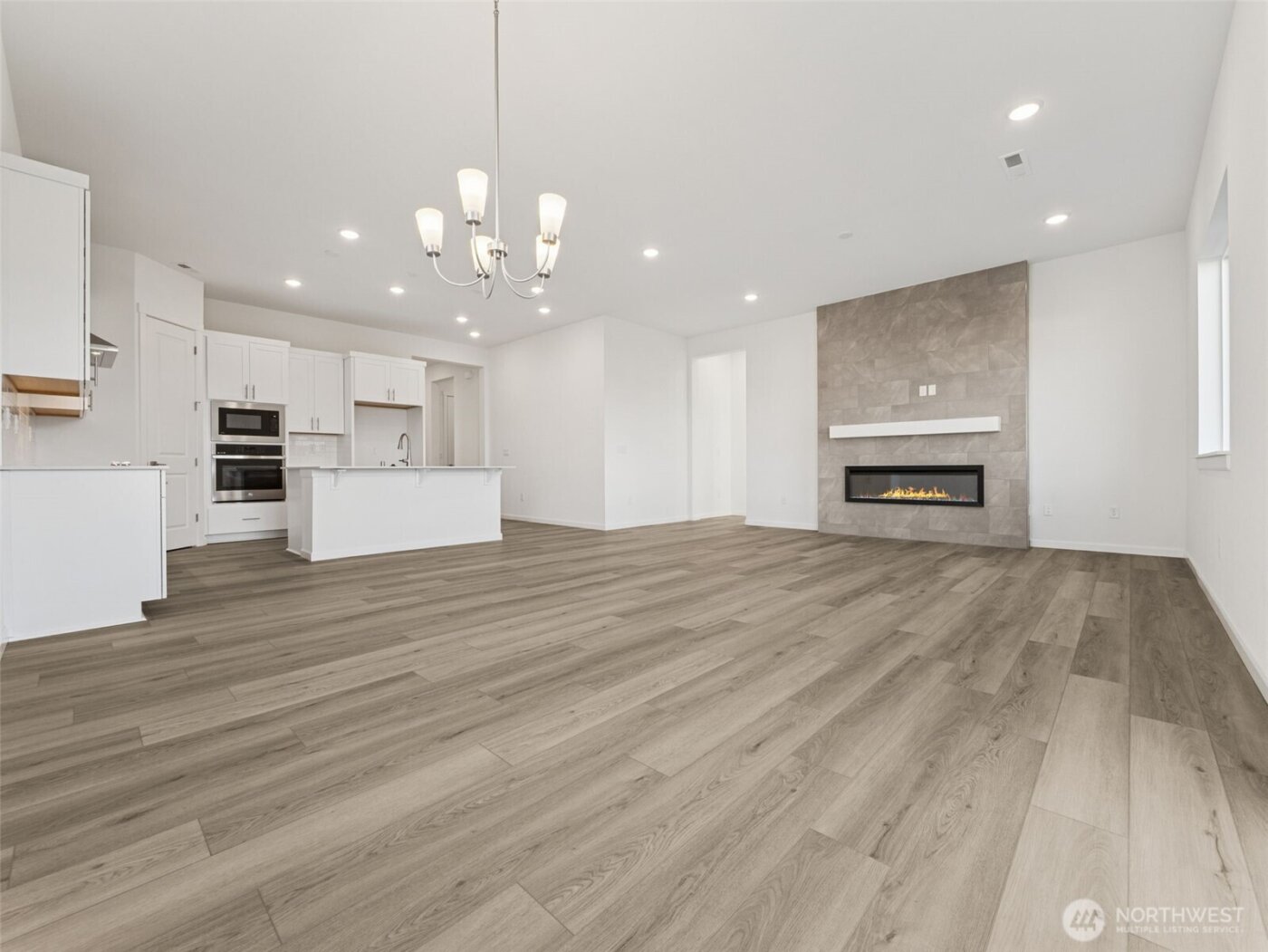 749 S Davis Street #104, Buckley, WA 98321