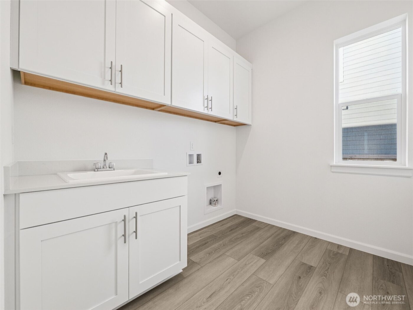 749 S Davis Street #104, Buckley, WA 98321