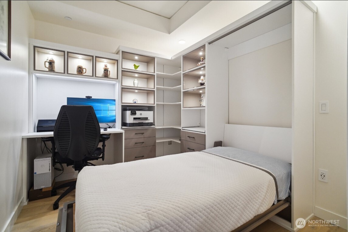 2510 6th Avenue #1010, Seattle, WA 98121