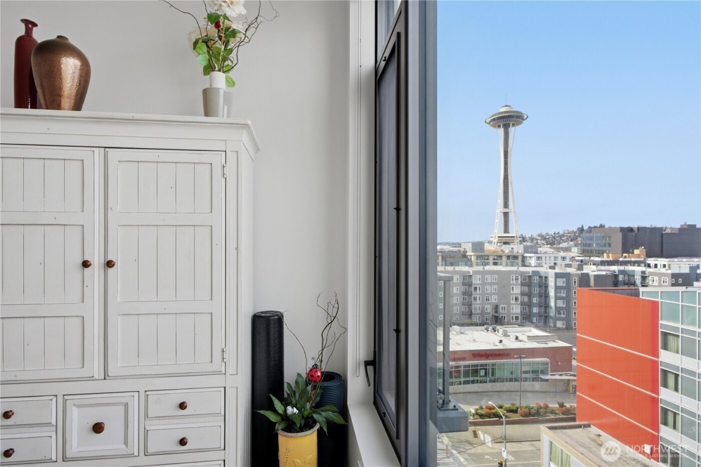 2510 6th Avenue #1010, Seattle, WA 98121