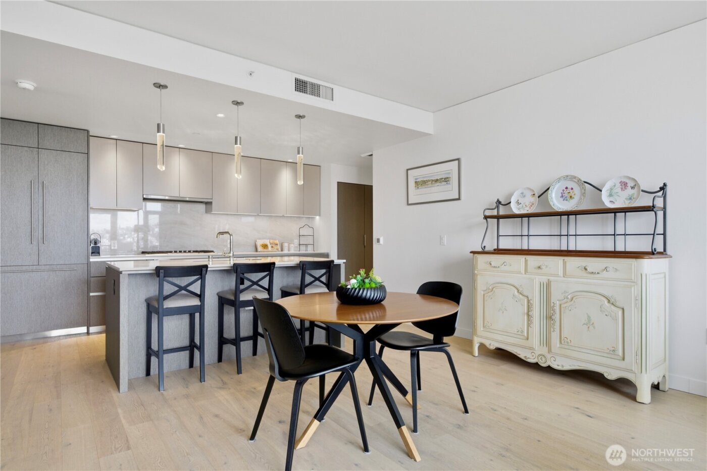 2510 6th Avenue #1010, Seattle, WA 98121