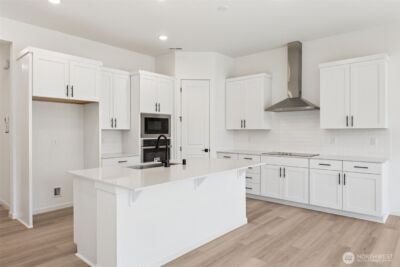 710 S Davis Street #106, Buckley, WA 98321 - Photo 4