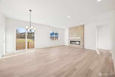 710 S Davis Street #106, Buckley, WA 98321 - Photo 5