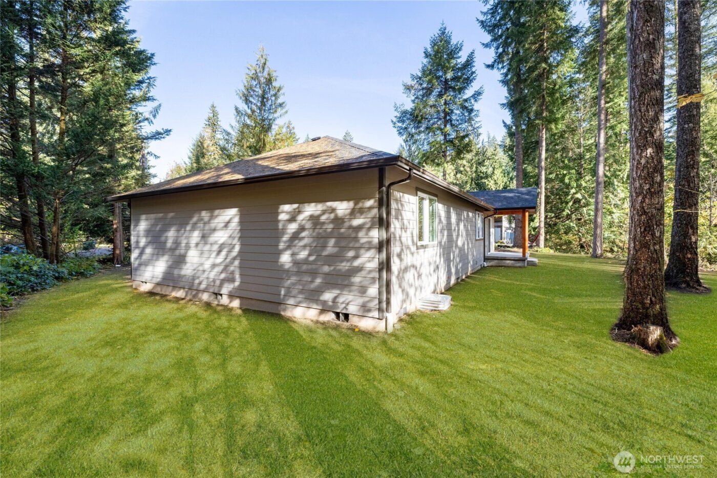 2551 Blackbird Valley Place , Maple Falls, WA 98266