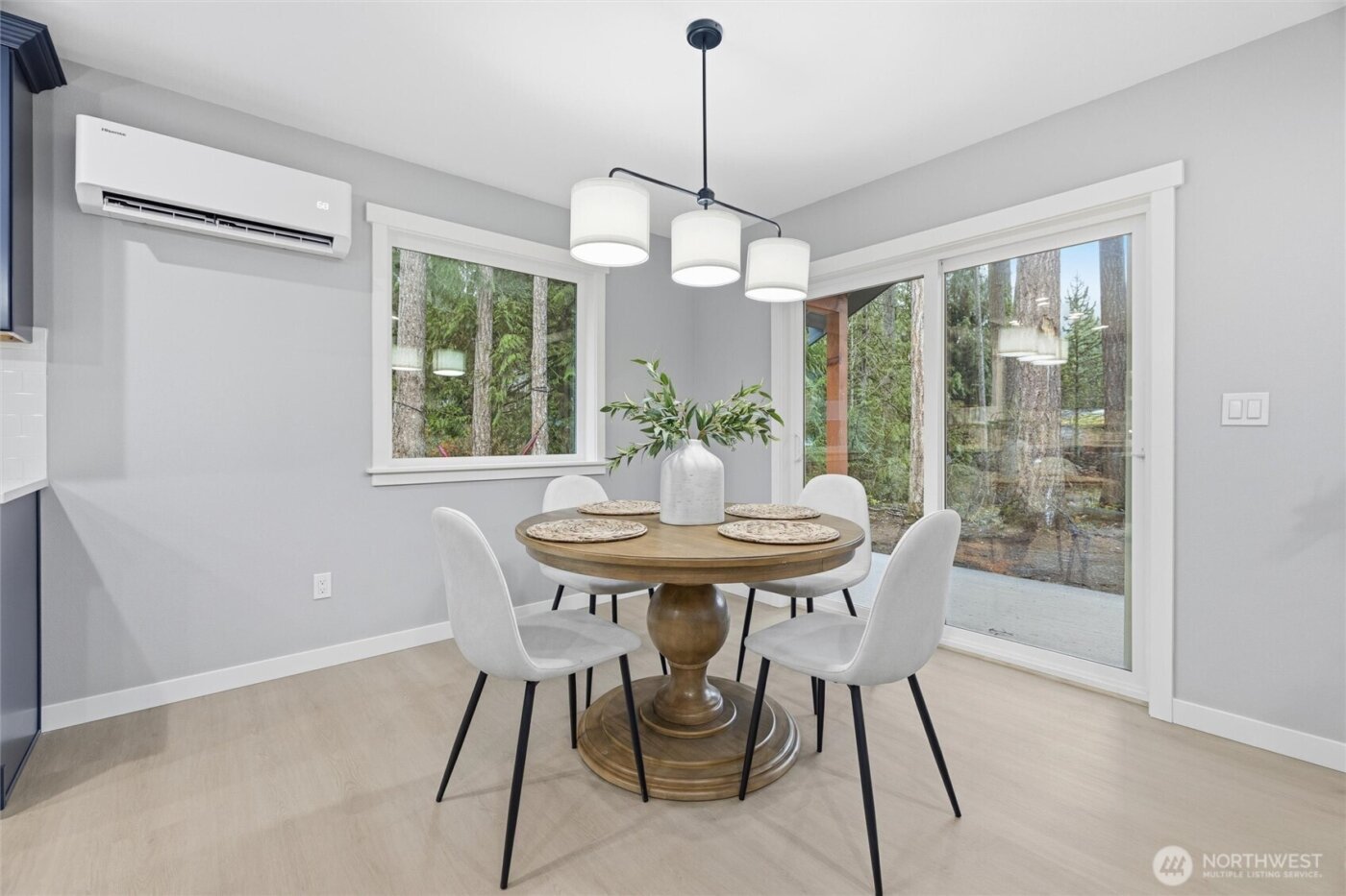 2551 Blackbird Valley Place , Maple Falls, WA 98266