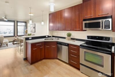 655 Crockett Street #A305, Seattle, WA 98109 - Photo 2