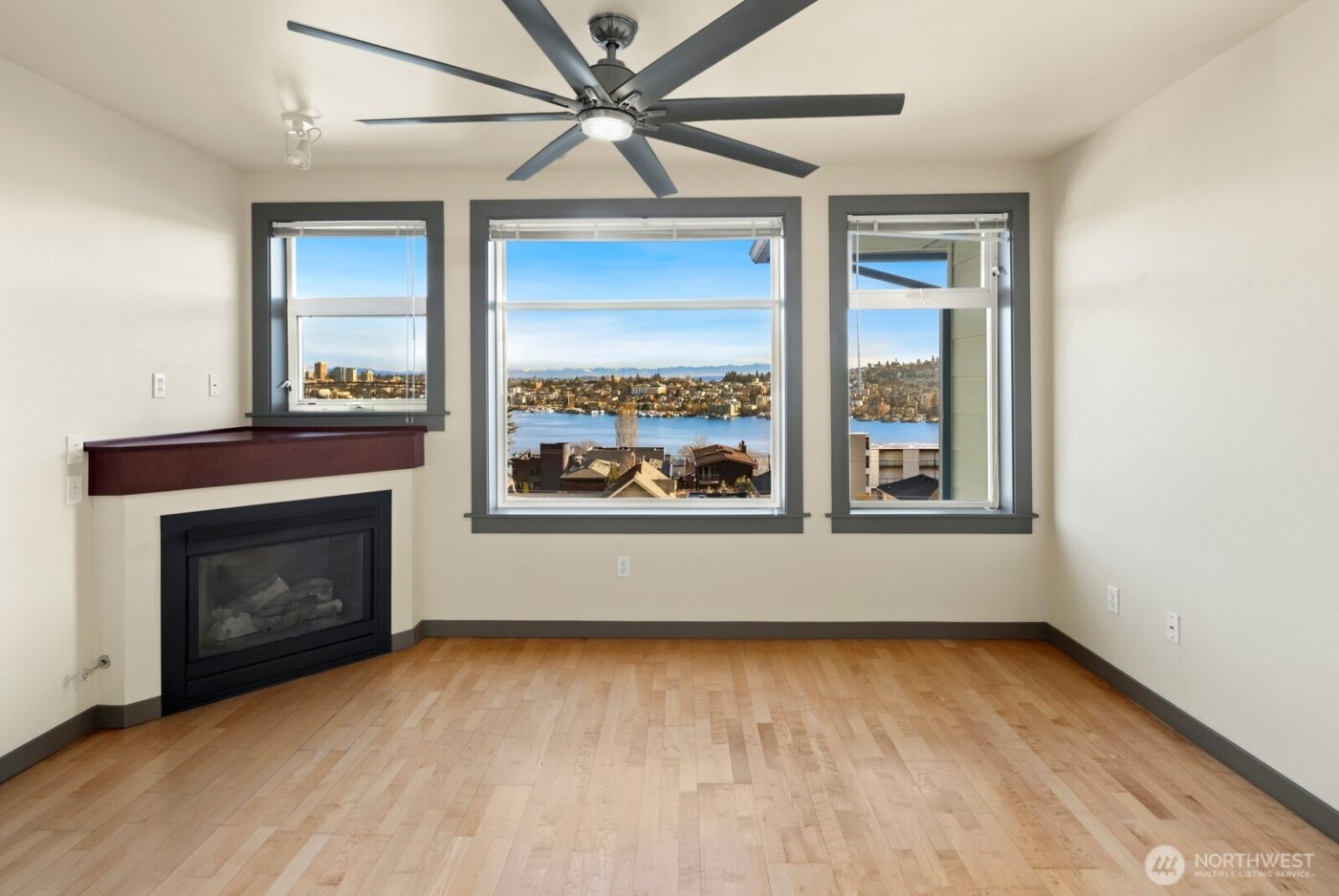 655 Crockett Street #A305, Seattle, WA 98109