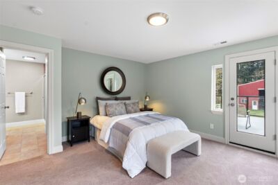 8180 NE West Port Madison Road , Bainbridge Island, WA 98110 - Photo 18