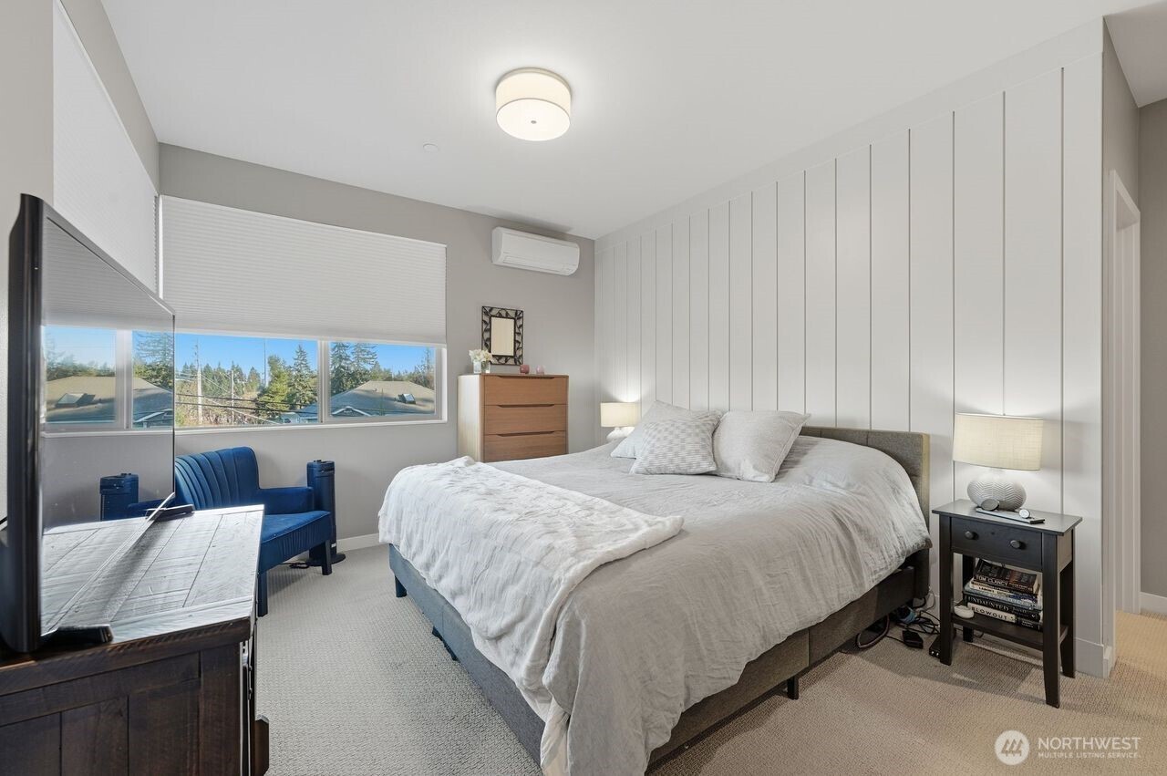 229 NE 185th Street , Shoreline, WA 98155