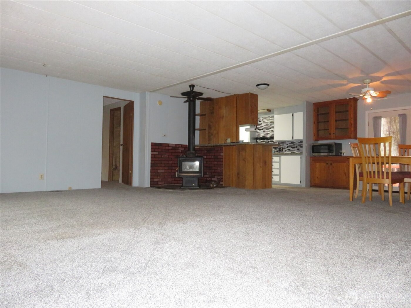 222 Delezenne Road , Elma, WA 98541