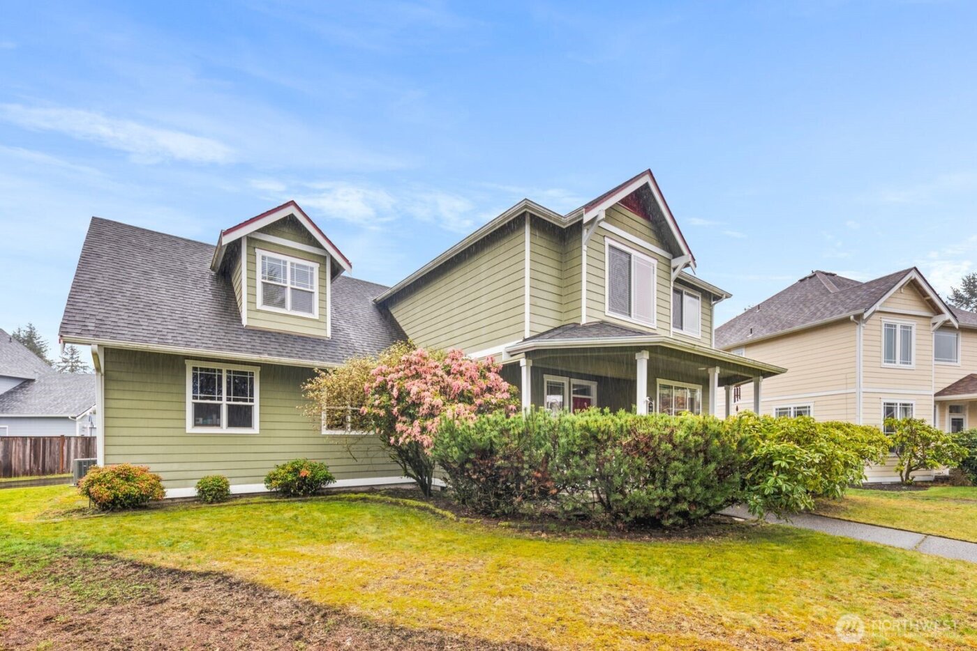 1424 Latham Court , Dupont, WA 98327