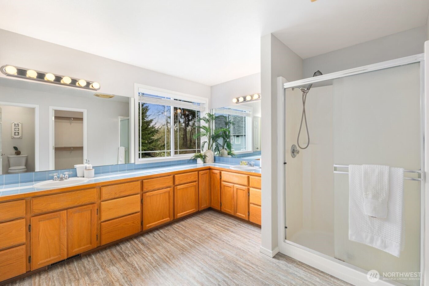 1424 Latham Court , Dupont, WA 98327