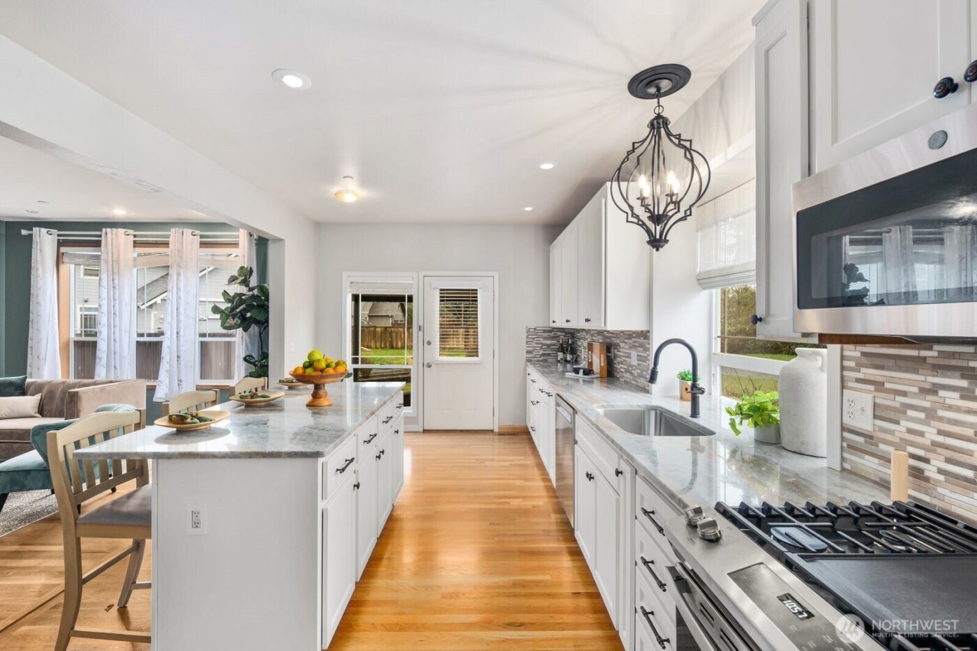 1424 Latham Court , Dupont, WA 98327