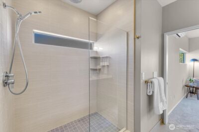 3001 60th Avenue SW, Seattle, WA 98116 - Photo 30