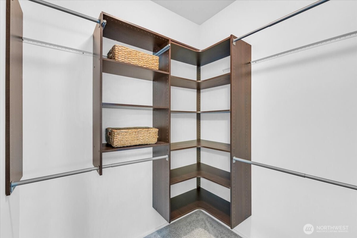 3001 60th Avenue SW, Seattle, WA 98116