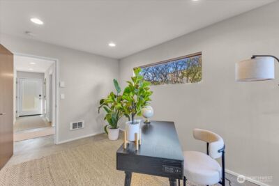 3001 60th Avenue SW, Seattle, WA 98116 - Photo 9