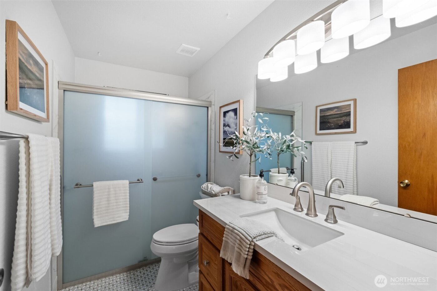 202 Fir Drive NW, Gig Harbor, WA 98335-5900