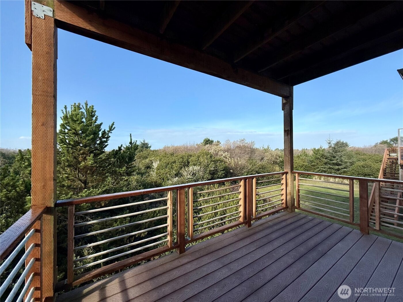 317 Sand Dune Avenue SW, Ocean Shores, WA 98569