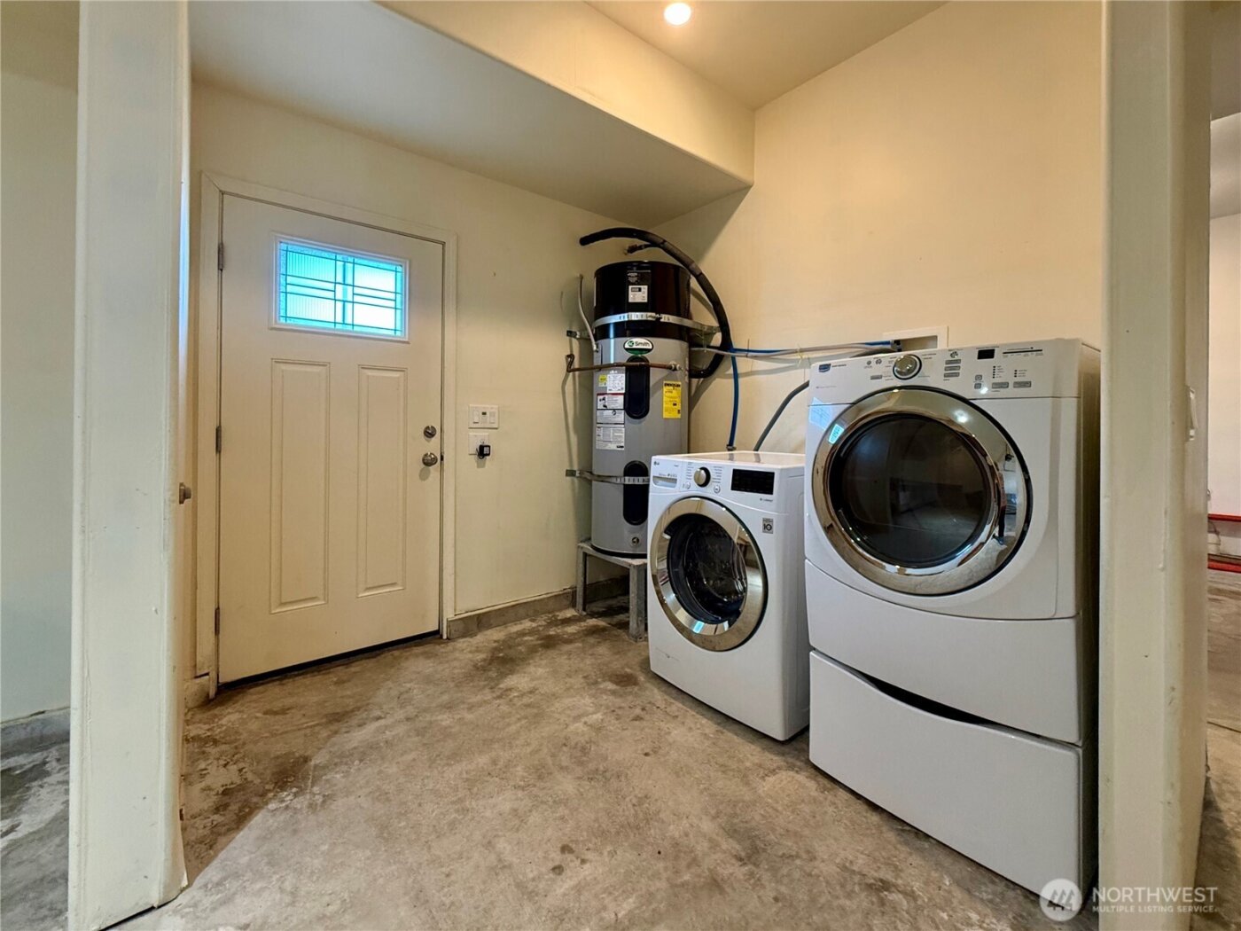 317 Sand Dune Avenue SW, Ocean Shores, WA 98569