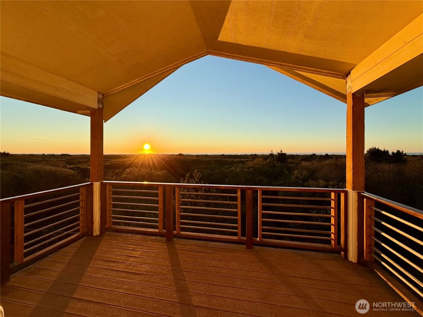 317 Sand Dune Avenue SW, Ocean Shores, WA 98569