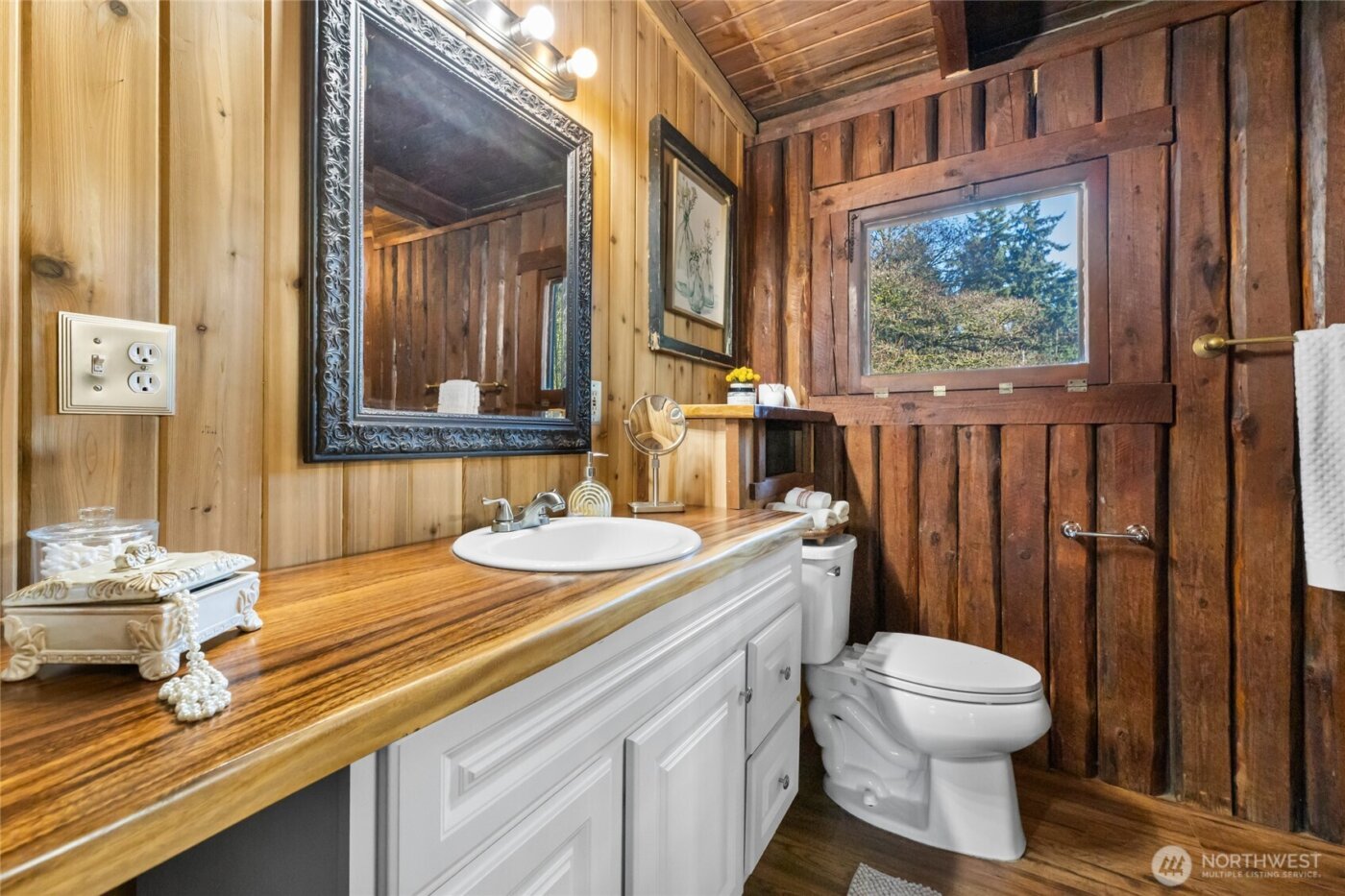 5100 Carole Drive NE, Olympia, WA 98516