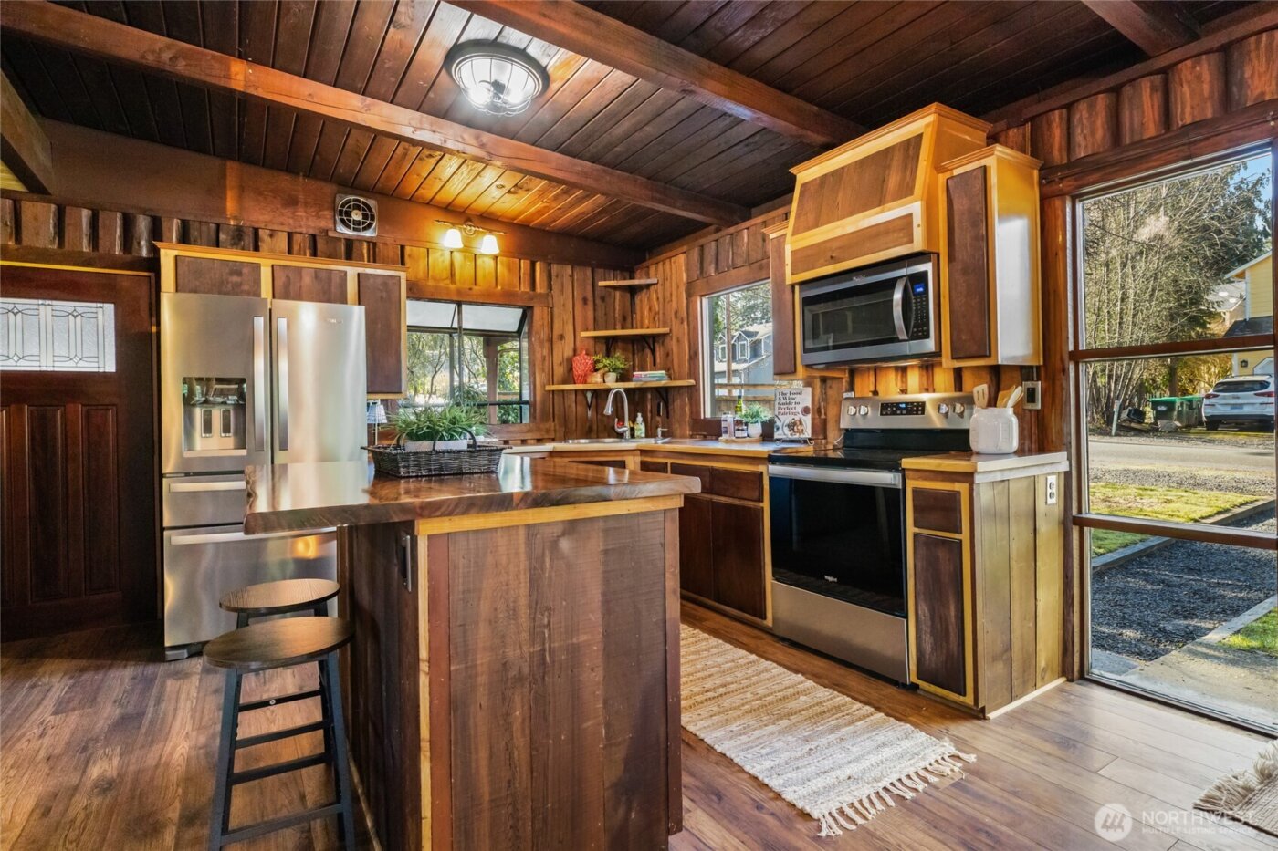 5100 Carole Drive NE, Olympia, WA 98516