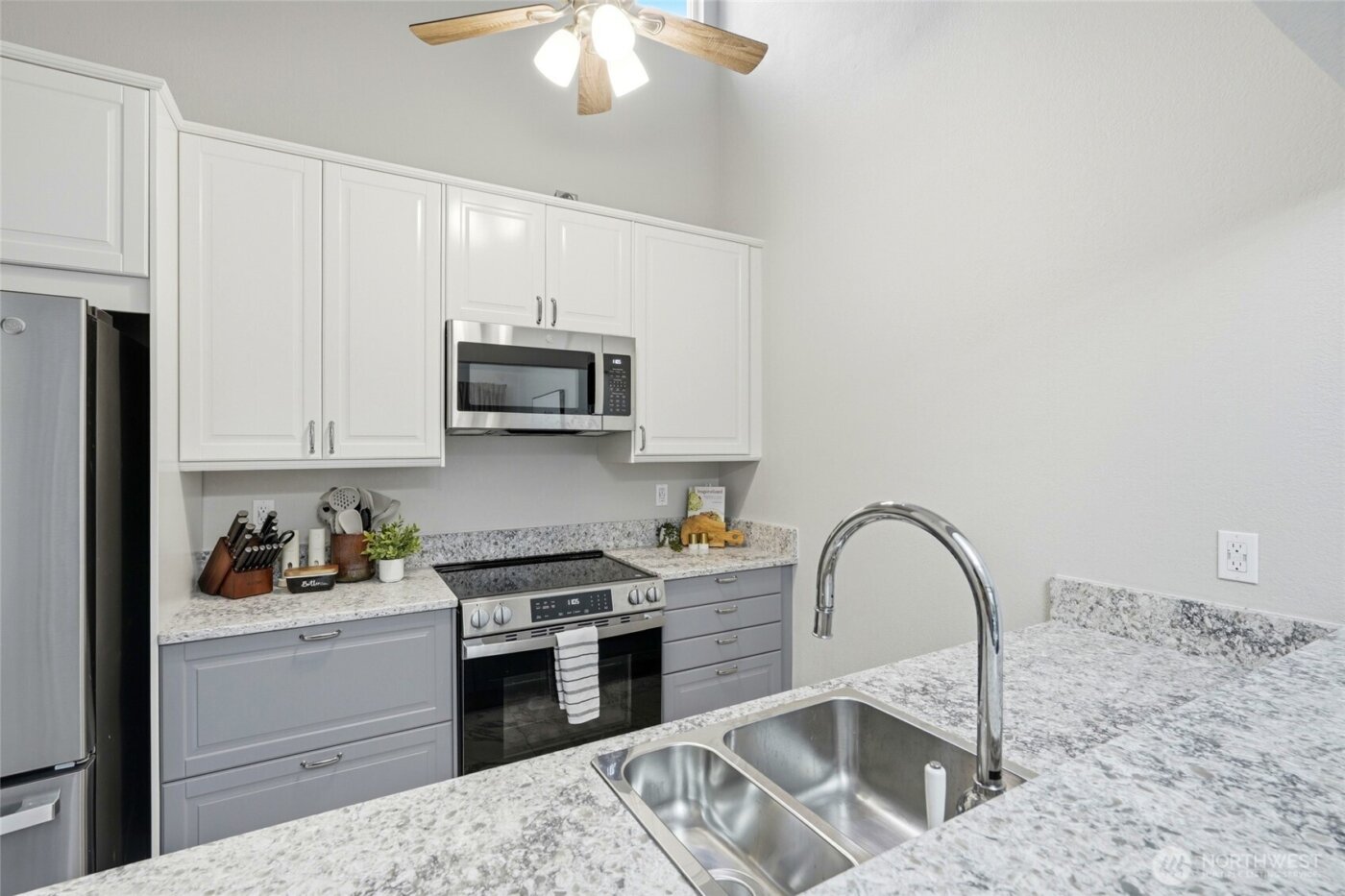 820 E Cady Rd #A304, Everett, WA 98203