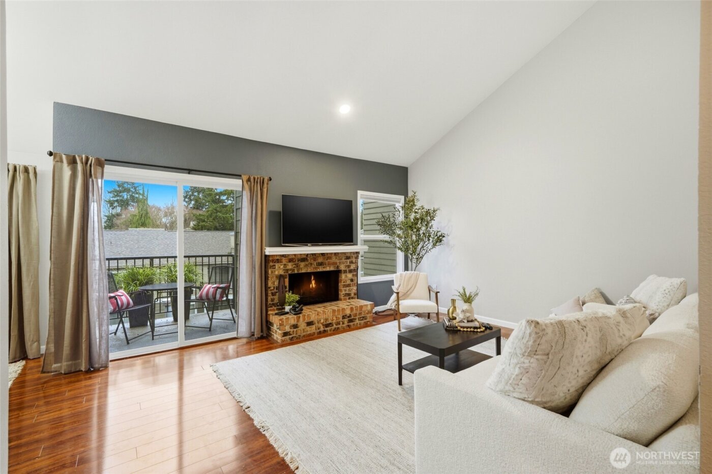 820 E Cady Rd #A304, Everett, WA 98203