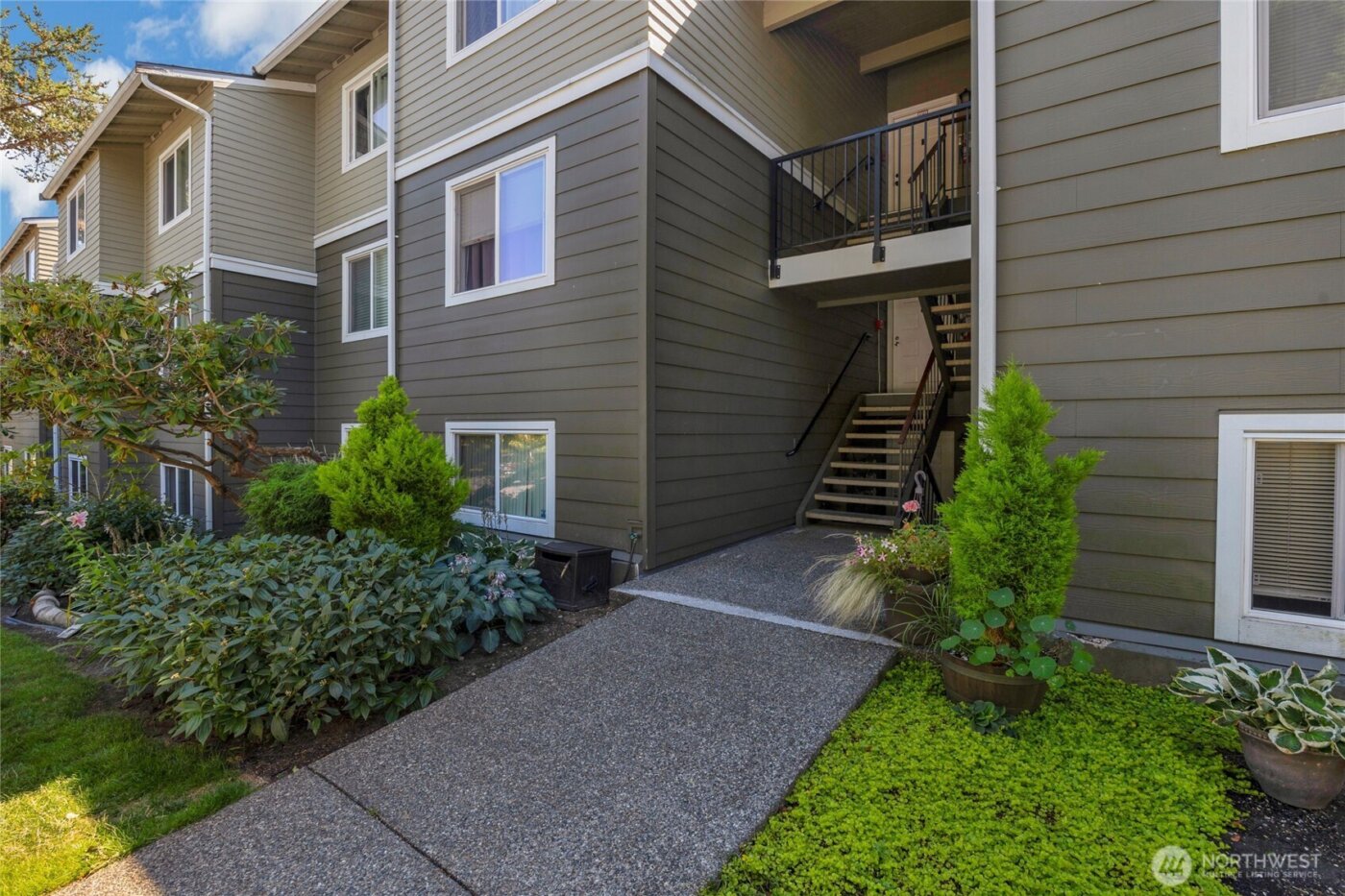 820 E Cady Rd #A304, Everett, WA 98203