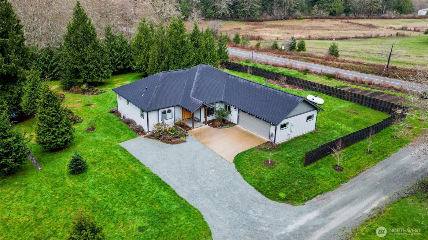 1377 Alger Cain Lake Rd , Sedro Woolley, WA 98284