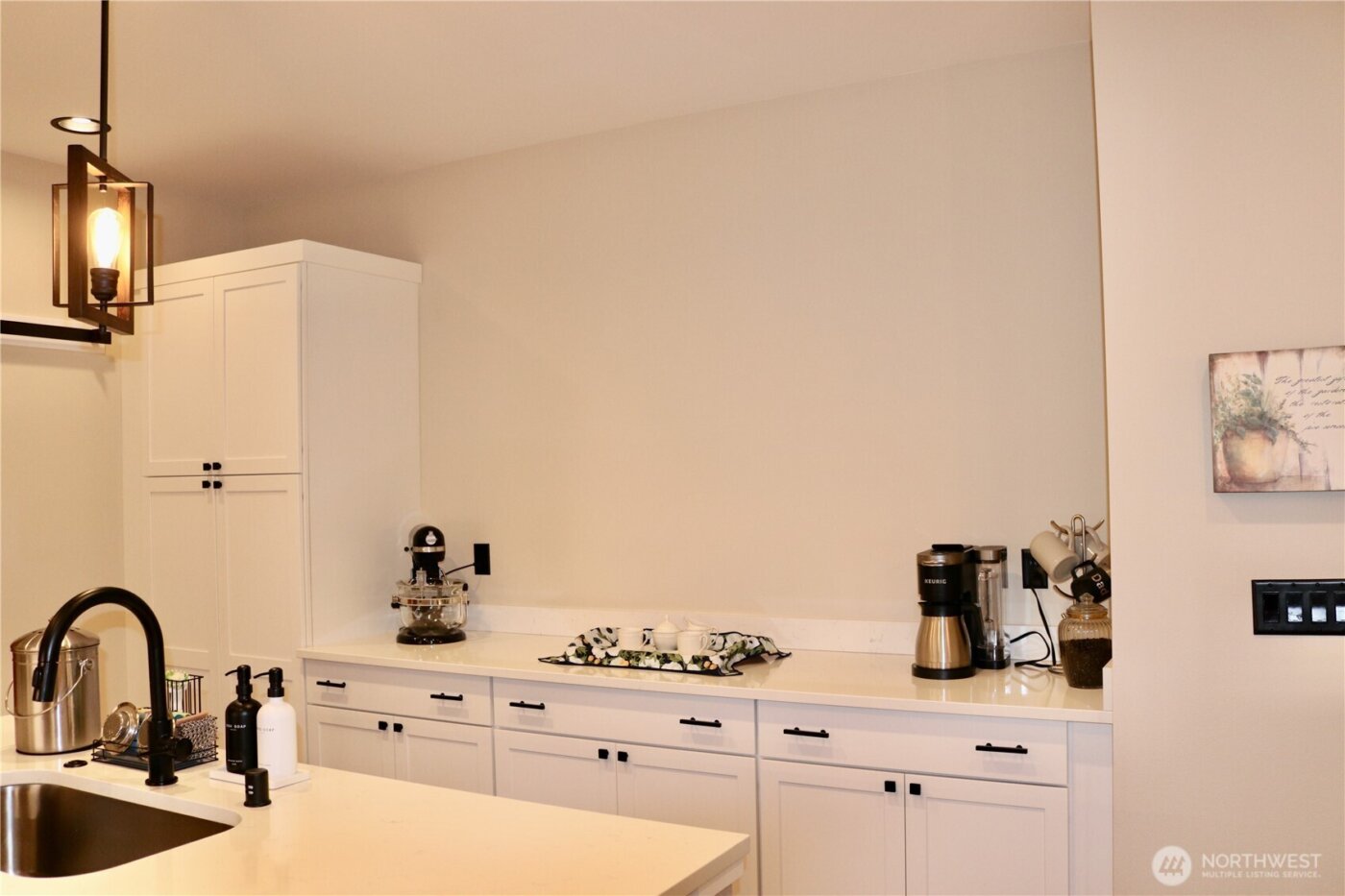 1377 Alger Cain Lake Rd , Sedro Woolley, WA 98284