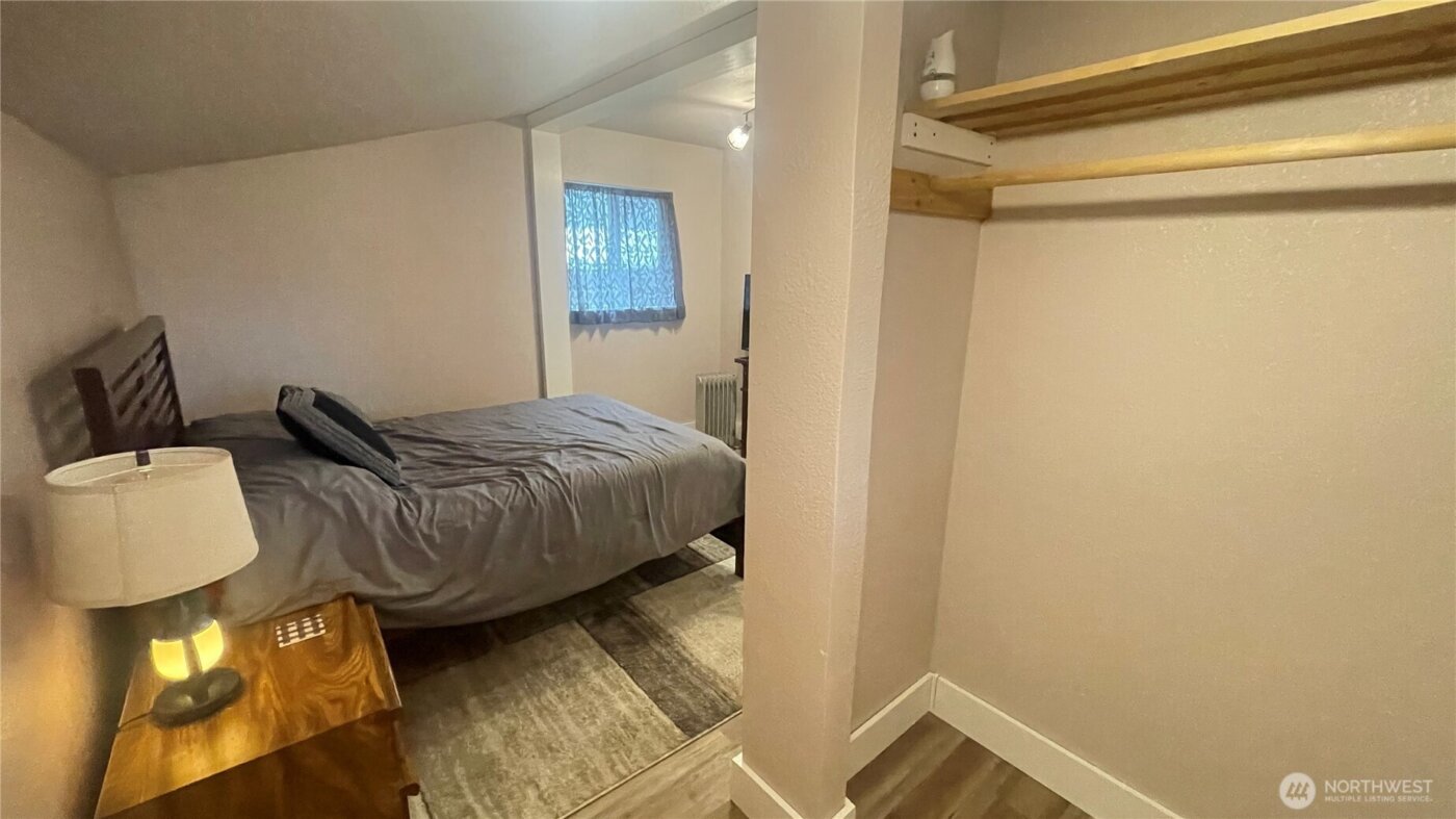 409 N 11th Street , Elma, WA 98541