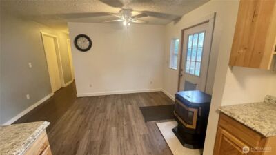 409 N 11th Street , Elma, WA 98541 - Photo 5