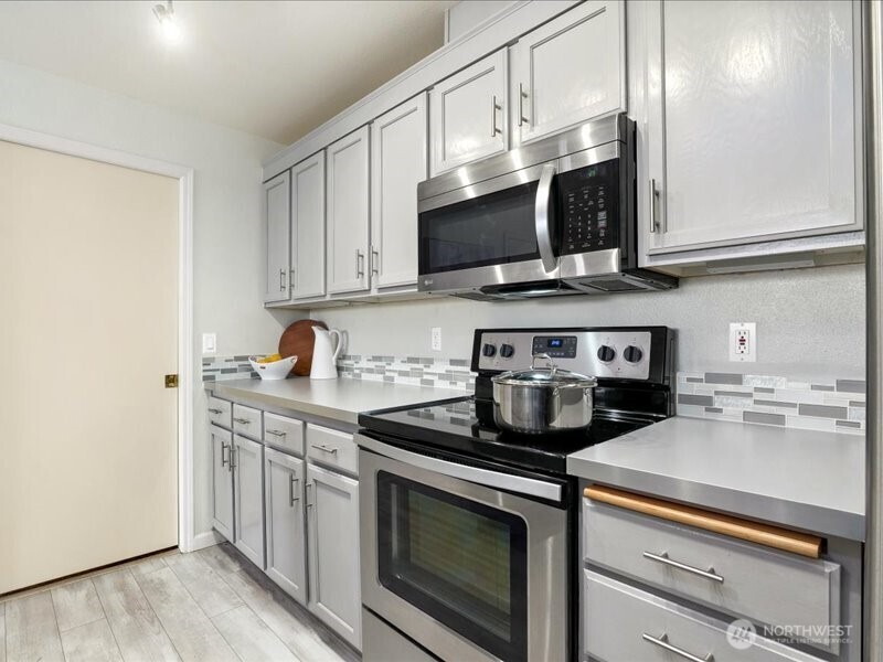 22527 SE 38th Terrace #1424, Issaquah, WA 98029