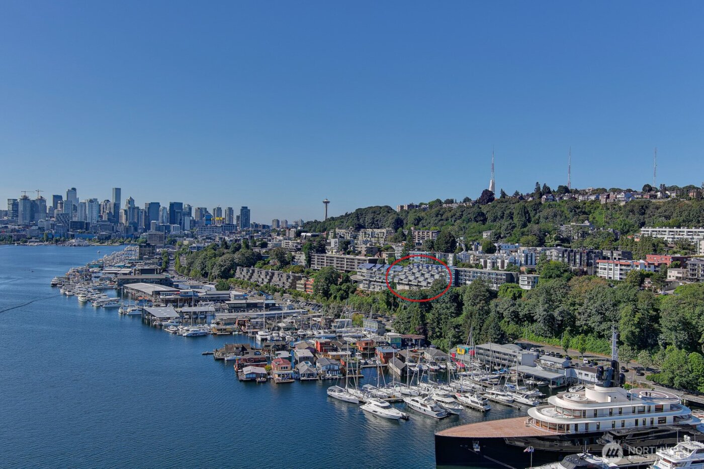 2420 8th Avenue N #201, Seattle, WA 98109