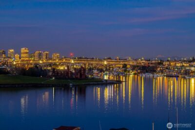 2420 8th Avenue N #201, Seattle, WA 98109 - Photo 17