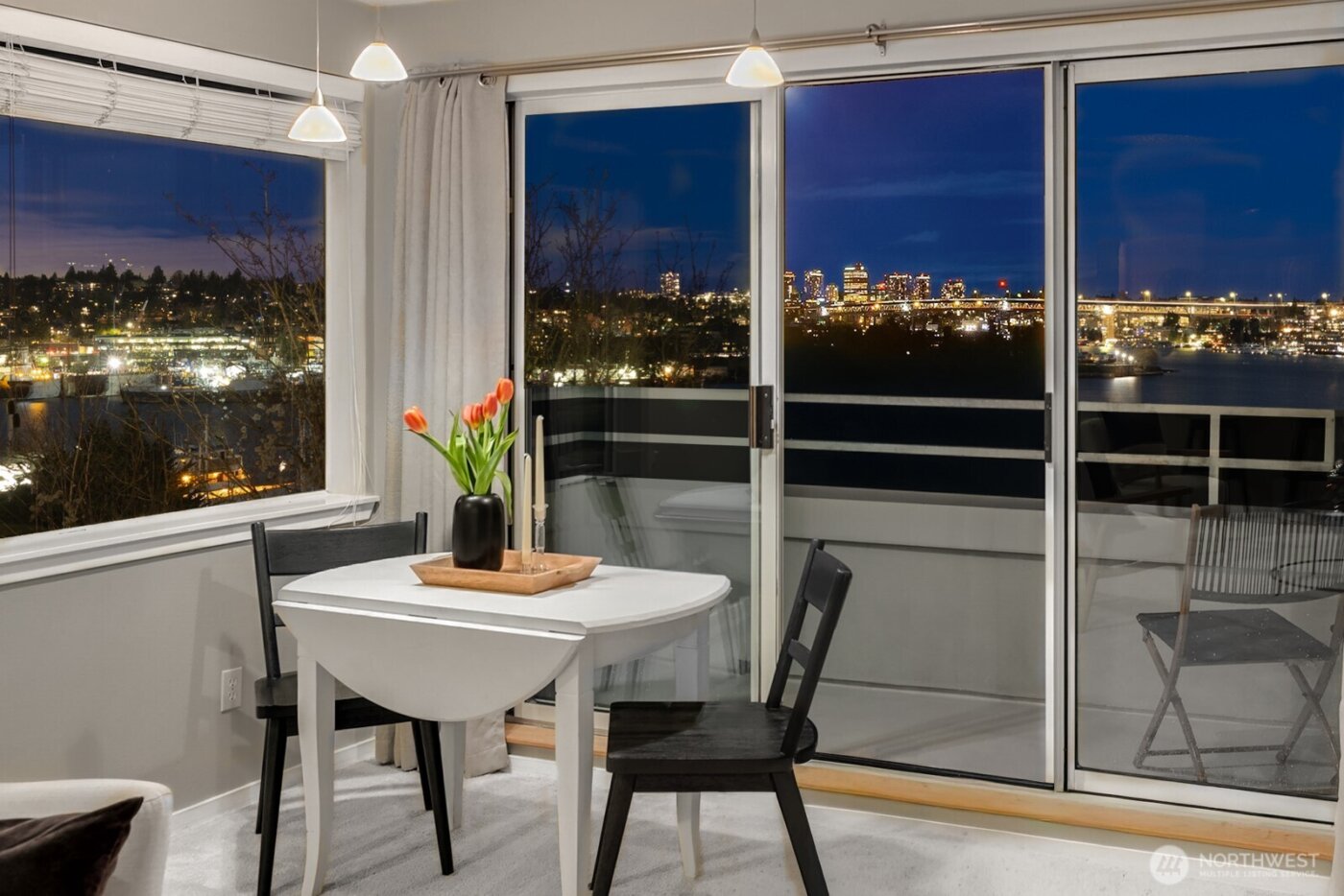 2420 8th Avenue N #201, Seattle, WA 98109