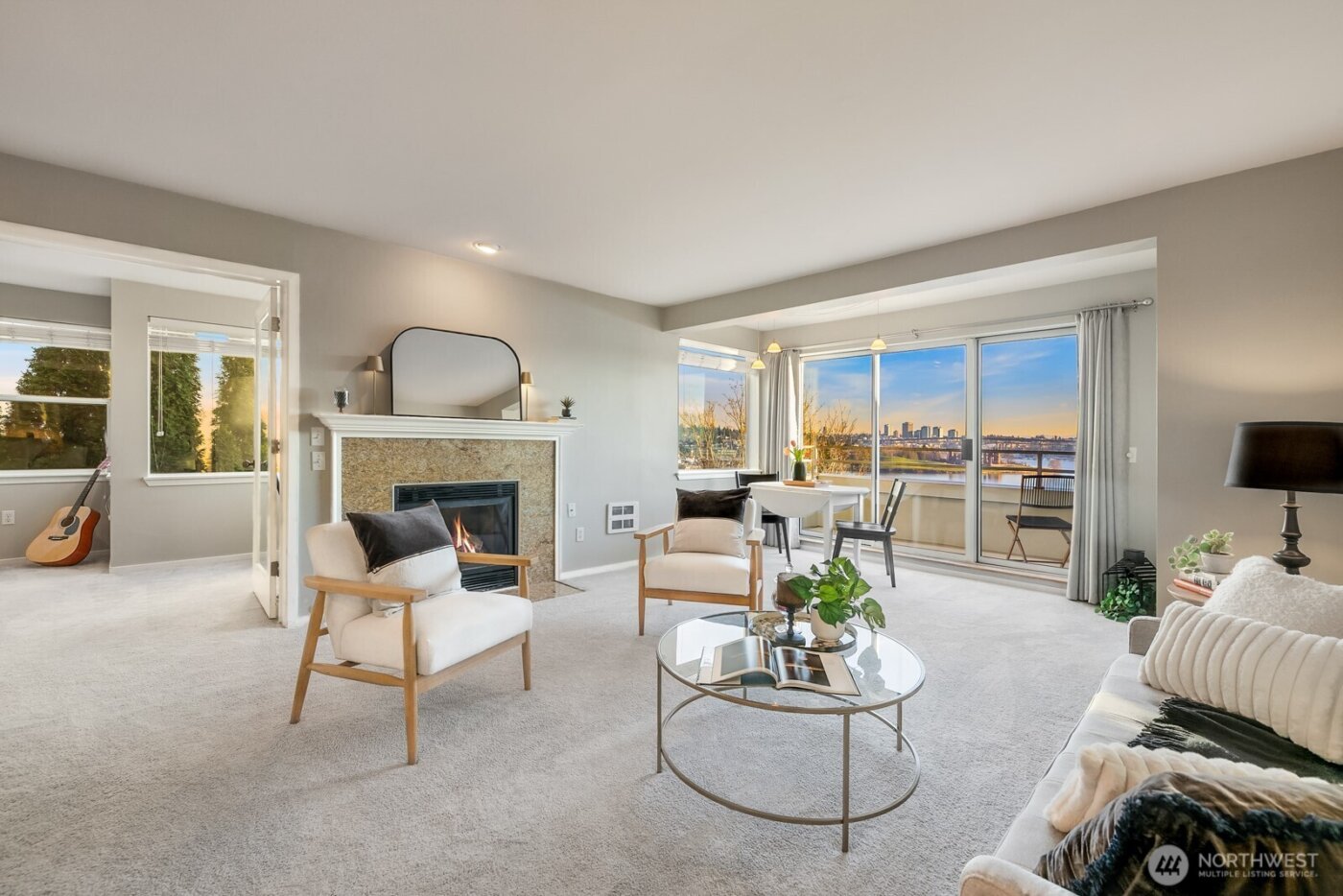 2420 8th Avenue N #201, Seattle, WA 98109