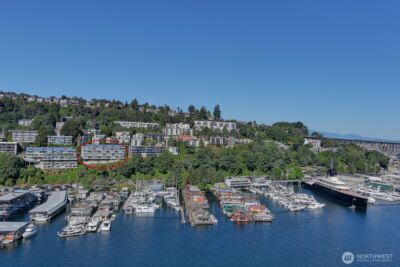 2420 8th Avenue N #201, Seattle, WA 98109 - Photo 33