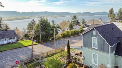 475 Columbia Street , Cathlamet, WA 98612 - Photo 2