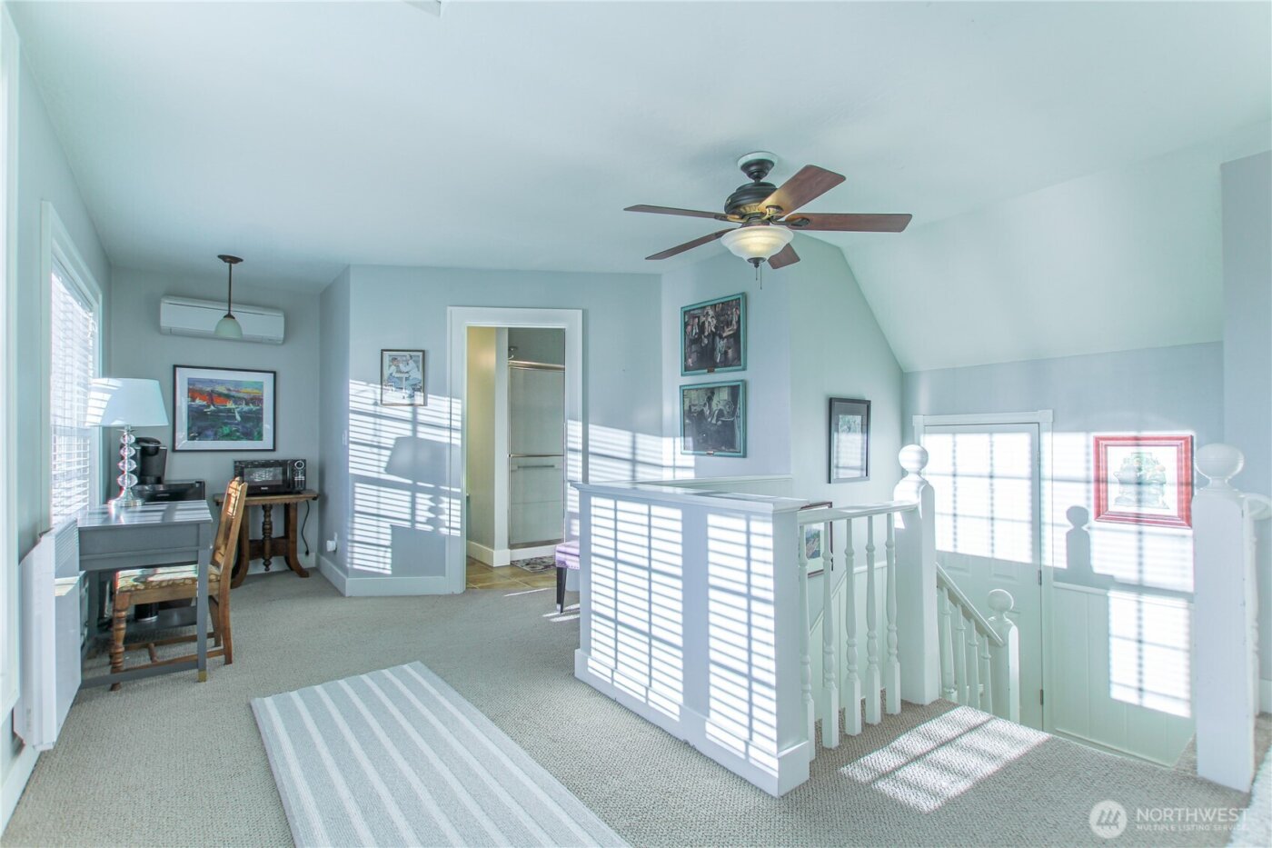 475 Columbia Street , Cathlamet, WA 98612