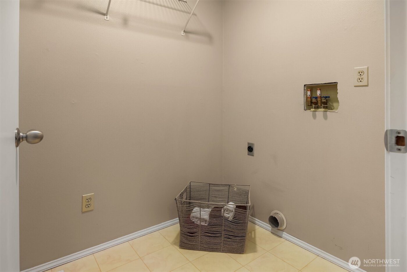 11526 114th Court NE #2A, Kirkland, WA 98033-4529