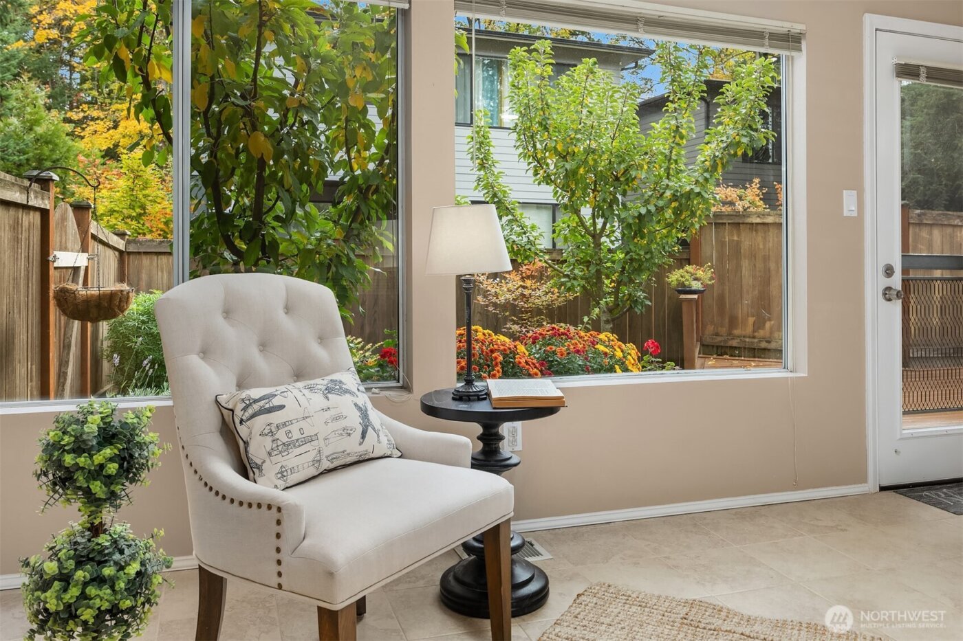 11526 114th Court NE #2A, Kirkland, WA 98033-4529