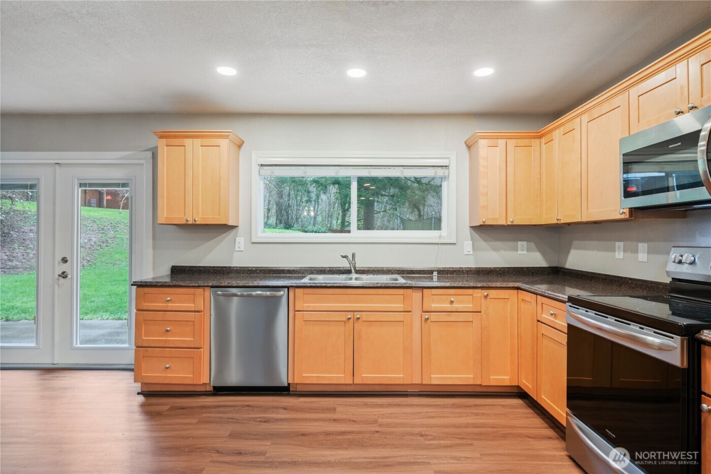 123 Haryu Road , Longview, WA 98632