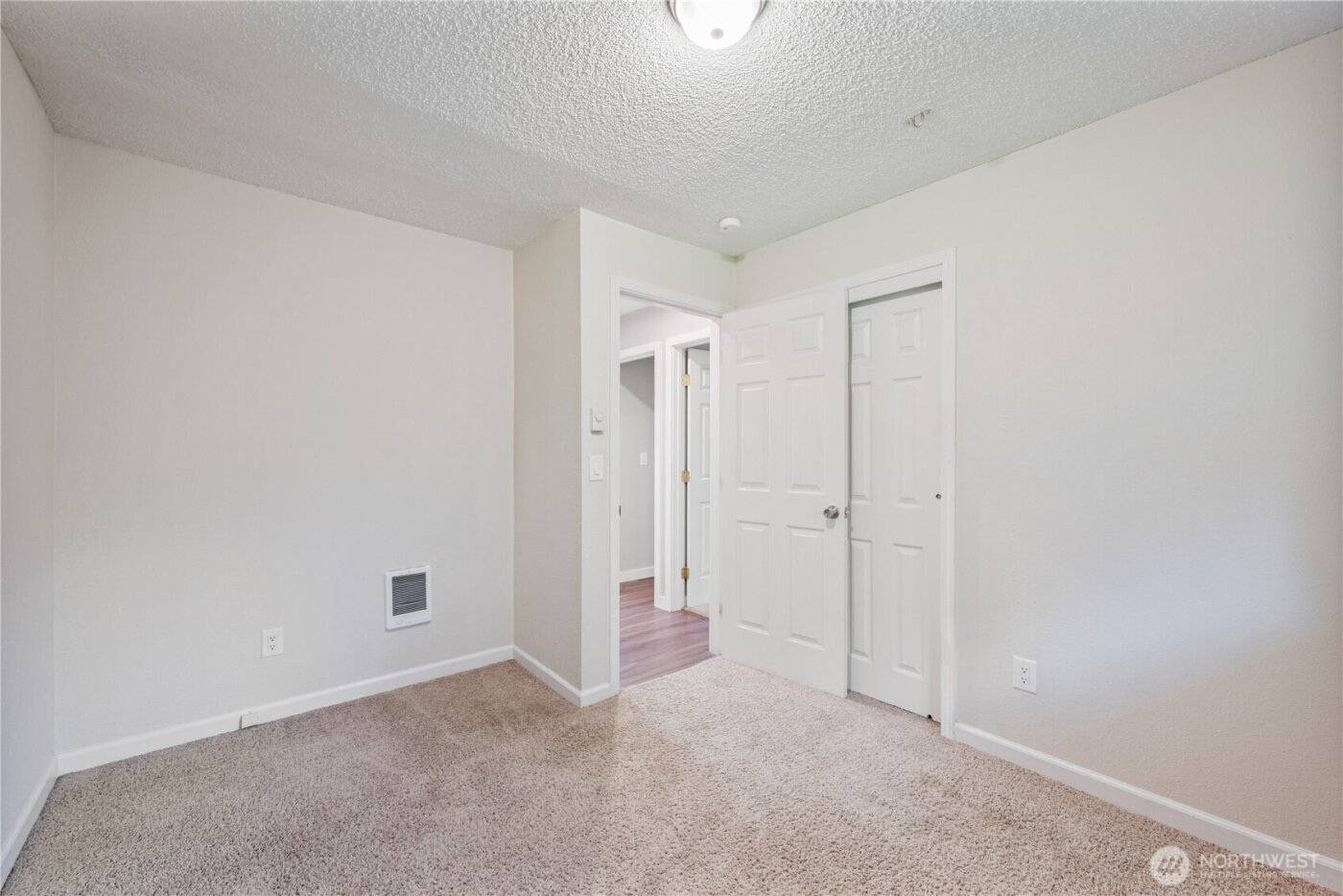 123 Haryu Road , Longview, WA 98632