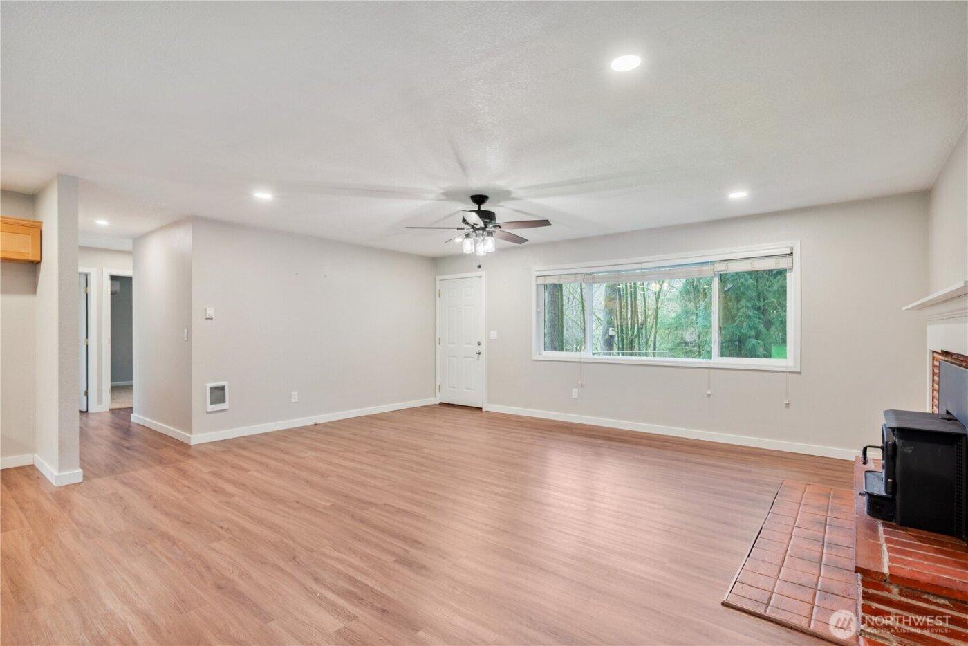 123 Haryu Road , Longview, WA 98632