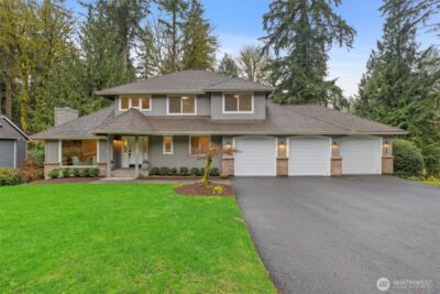 19403 NE 203rd Place , Woodinville, WA 98077