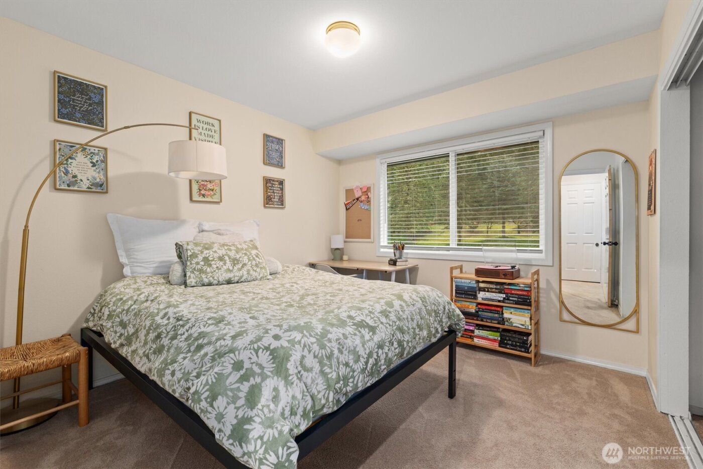 19403 NE 203rd Place , Woodinville, WA 98077